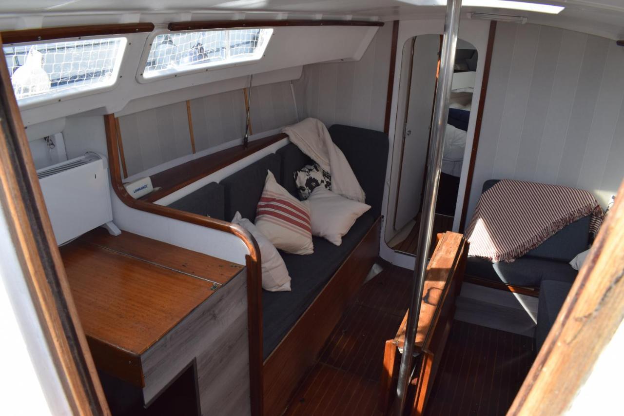 Velero En Puerto De Valencia - E&M Boats Hotel ภายนอก รูปภาพ